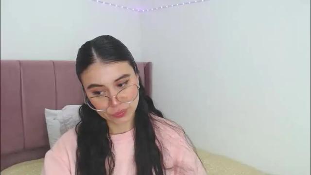 Image 10 of gabrielarossa Stream on Chaturbate on 1 month ago