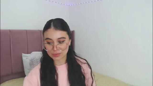 Image 12 of gabrielarossa Stream on Chaturbate on 1 month ago