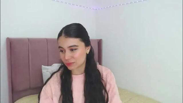 Image 6 of gabrielarossa Stream on Chaturbate on 1 month ago