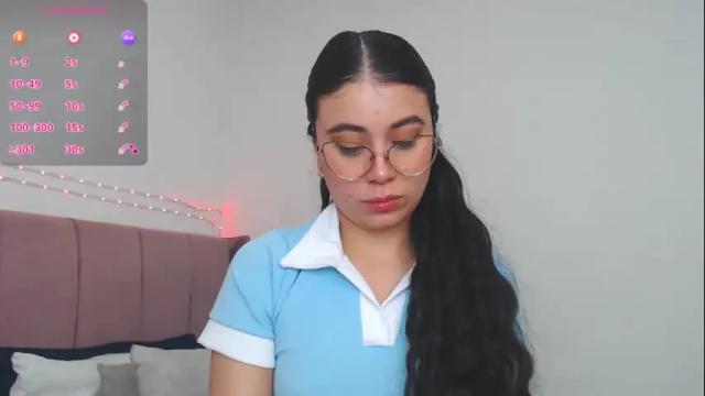 Image 8 of gabrielarossa Stream on Chaturbate on 8 days ago