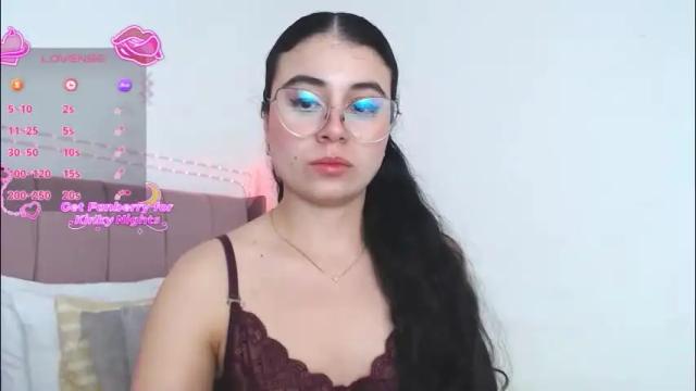 Image 12 of gabrielarossa Stream on Chaturbate on 1 month ago