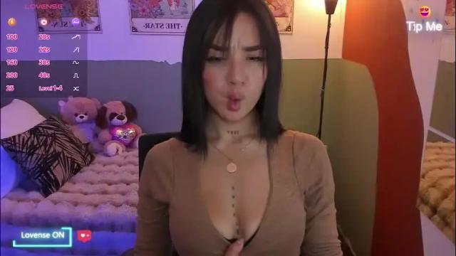 Image 8 of gabrielatorres1 Stream on Chaturbate on 3 months ago