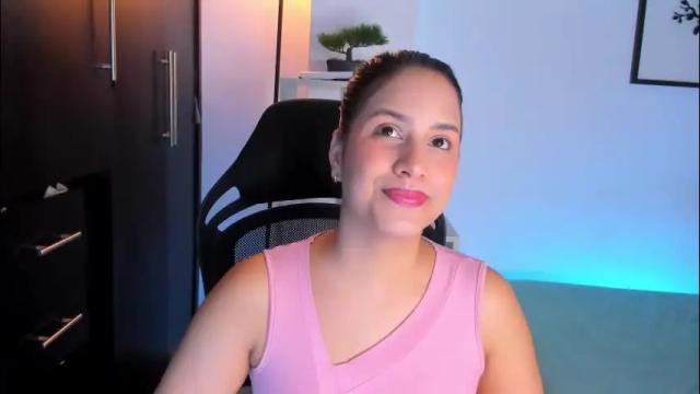 Image 8 of gabriella__tom Stream on Chaturbate on 4 months ago