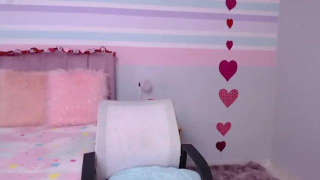 Image 3 of gabriella_bg Stream on Chaturbate on 19 months ago
