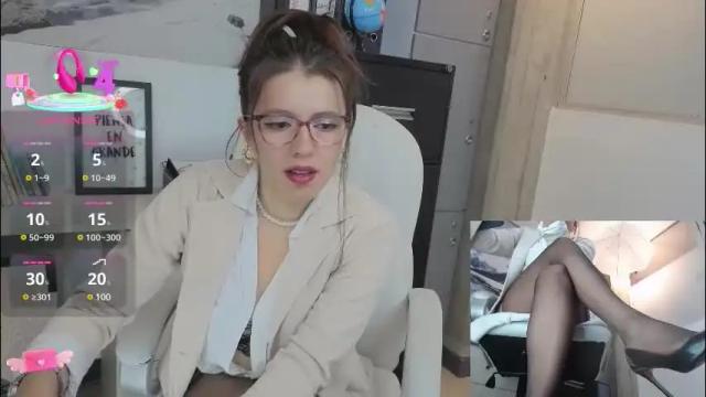 Image 3 of gabriella_gh Stream on Chaturbate on 2 months ago