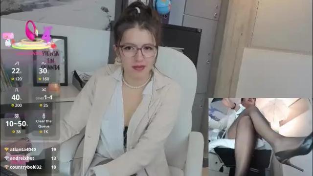 Image 8 of gabriella_gh Stream on Chaturbate on 2 months ago