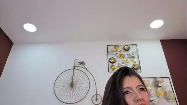 Image 10 of gabriella_gh Stream on Chaturbate on 27 days ago