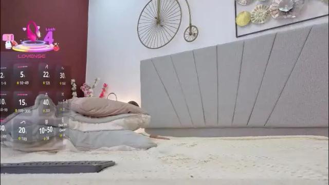 Image 3 of gabriella_gh Stream on Chaturbate on 2 days ago