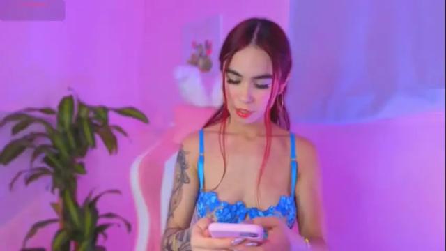 Image 2 of gabriella_leens Stream on Chaturbate on 16 days ago
