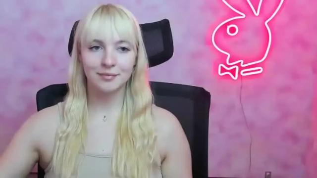 Image 12 of gabriella_ti Stream on Chaturbate on 12 months ago