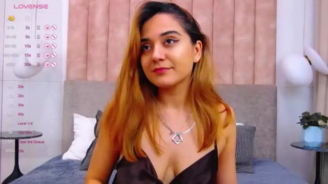 Image 3 of gabriella_wils Stream on Chaturbate on 15 months ago