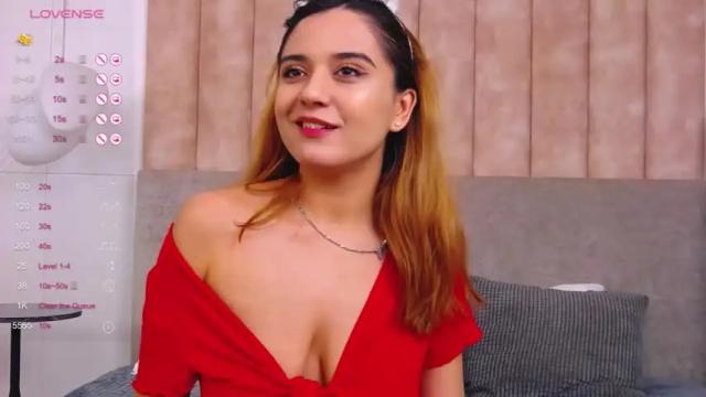 Image 10 of gabriella_wils Stream on Chaturbate on 15 months ago