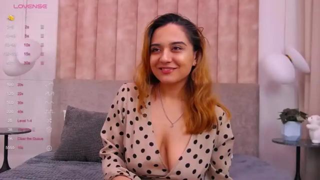 Image 10 of gabriella_wils Stream on Chaturbate on 15 months ago