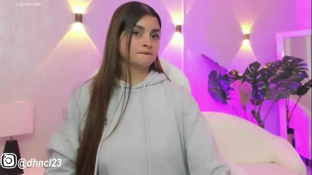 Thumbnail 2, gabriellahoney18's Stream at Chaturbate, 1 month ago
