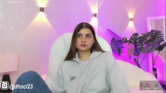 Thumbnail 3, gabriellahoney18's Stream at Chaturbate, 1 month ago