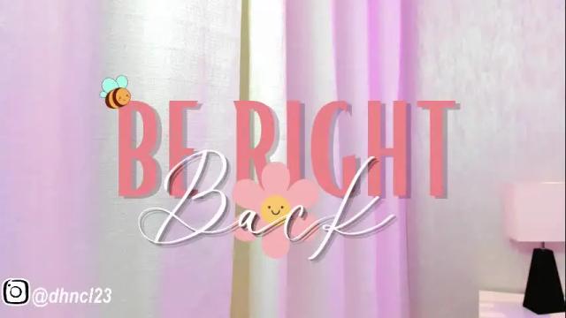 Image 11 of gabriellahoney18 Stream on Chaturbate on 1 month ago