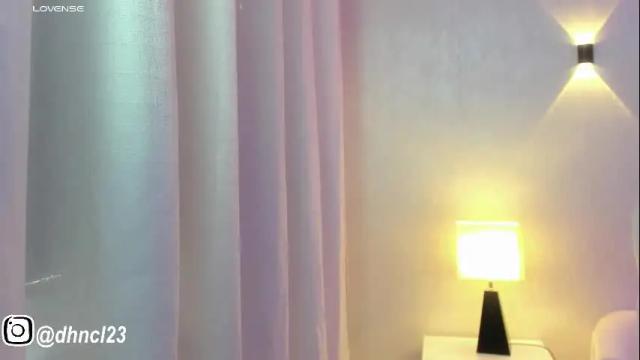 Image 10 of gabriellahoney18 Stream on Chaturbate on 12 days ago