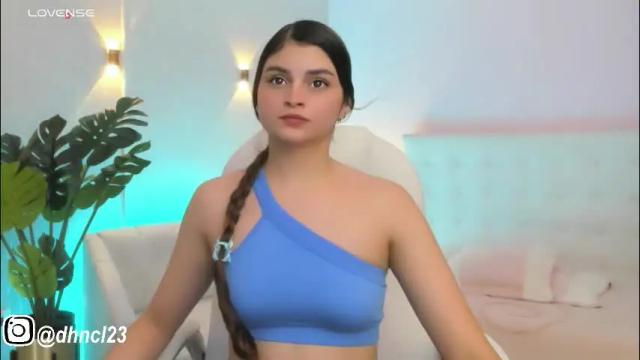 Image 8 of gabriellahoney18 Stream on Chaturbate on 1 month ago