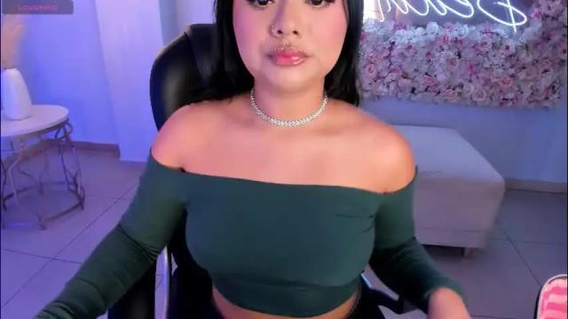 Image 3 of gabriellalee_ Stream on Chaturbate on 1 month ago