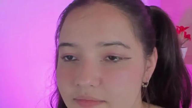 Image 4 of gabsbrown18 Stream on Chaturbate on 19 months ago