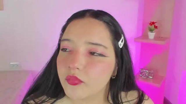 Image 3 of gabsbrown18 Stream on Chaturbate on 19 months ago