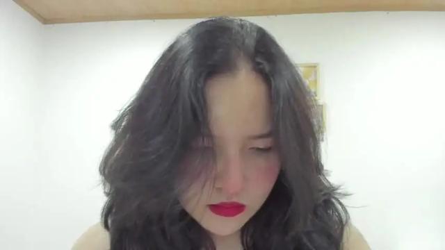 Image 2 of gabsbrown18 Stream on Chaturbate on 17 months ago