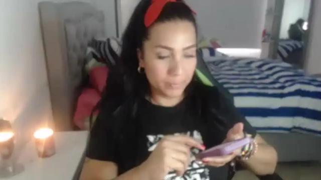 Image 12 of gaby_bluexx Stream on Chaturbate on 13 months ago