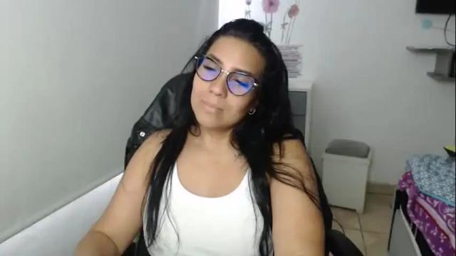 Image 11 of gaby_bluexx Stream on Chaturbate on 1 month ago