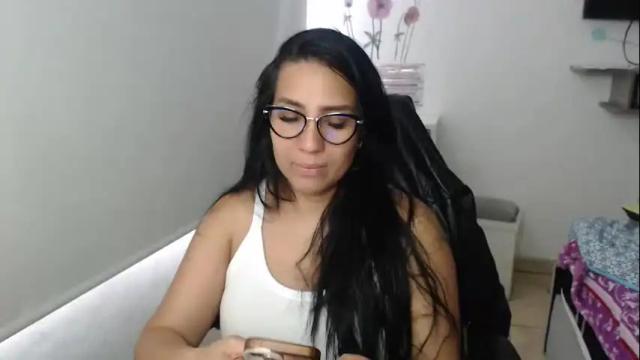 Image 8 of gaby_bluexx Stream on Chaturbate on 1 month ago