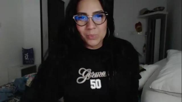 Image 3 of gaby_bluexx Stream on Chaturbate on 28 days ago