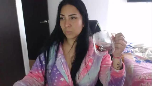 Image 12 of gaby_bluexx Stream on Chaturbate on 2 days ago
