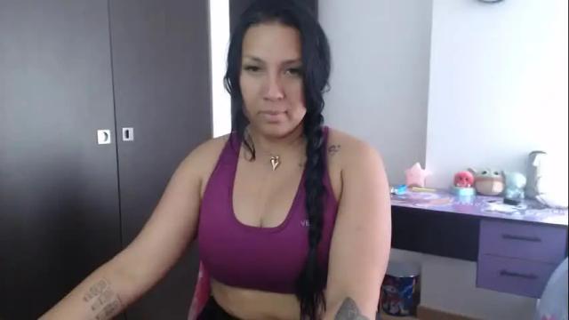 Image 10 of gaby_bluexx Stream on Chaturbate on 10 days ago