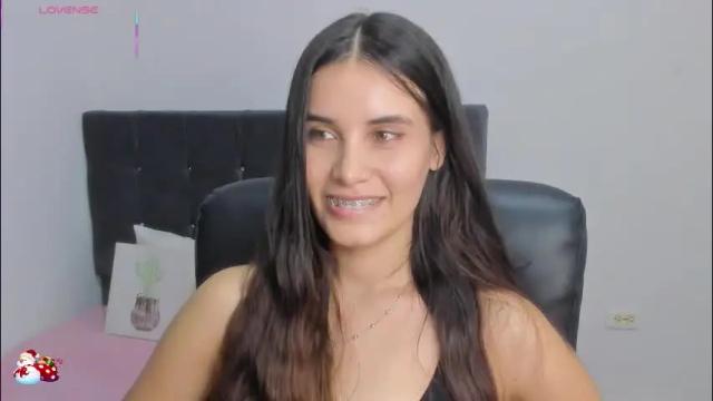 Image 12 of gaby_olsen Stream on Chaturbate on 2 months ago