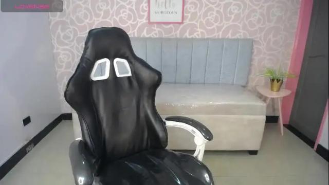 Image 7 of gaby_s1 Stream on Chaturbate on 7 days ago