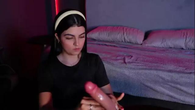 Image 3 of gaby_stoll Stream on Chaturbate on 19 days ago
