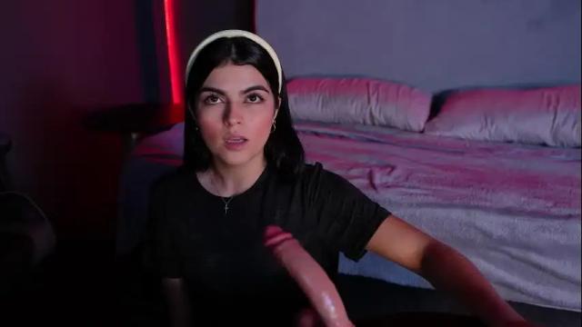 Image 6 of gaby_stoll Stream on Chaturbate on 19 days ago