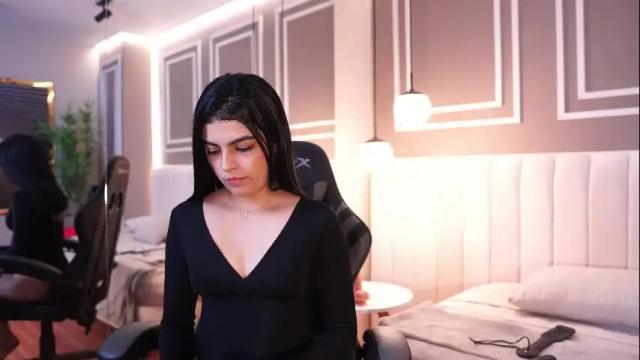 Image 2 of gaby_stoll Stream on Chaturbate on 5 days ago