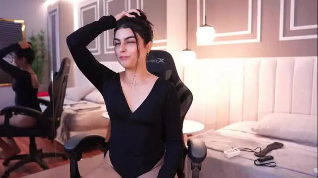 Image 6 of gaby_stoll Stream on Chaturbate on 5 days ago
