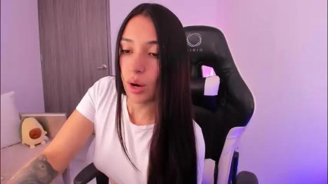 Image 10 of gaby_yummy Stream on Chaturbate on 2 months ago