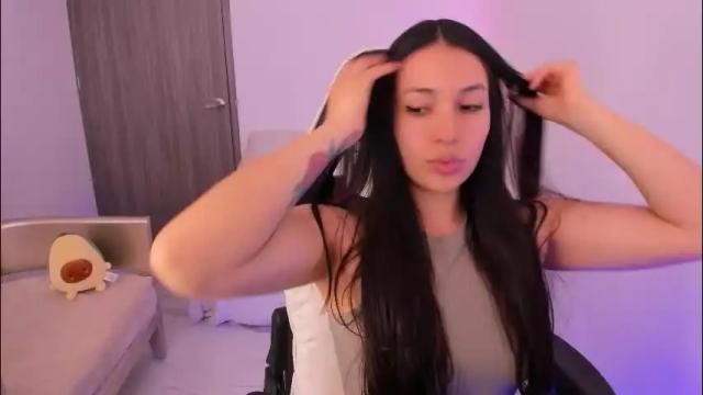 Image 2 of gaby_yummy Stream on Chaturbate on 1 month ago