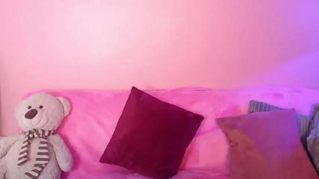 Image 4 of gabymiiller Stream on Chaturbate on 19 months ago