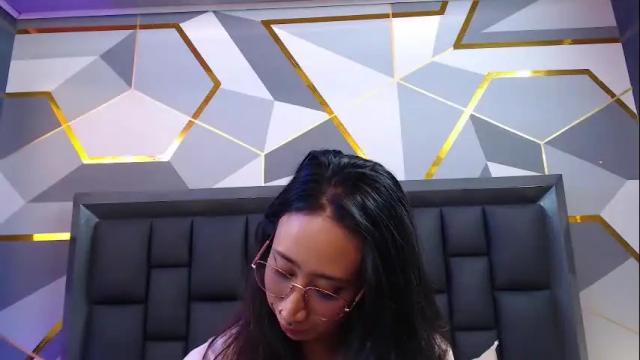 Image 6 of gabypetit Stream on Chaturbate on 1 month ago