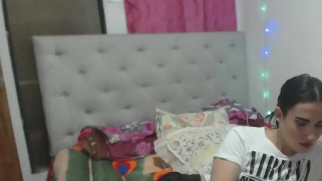 Image 12 of gabyredhouse66 Stream on Chaturbate on 12 months ago