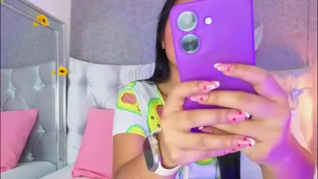 Image 2 of gabyttaylor Stream on Chaturbate on 9 days ago