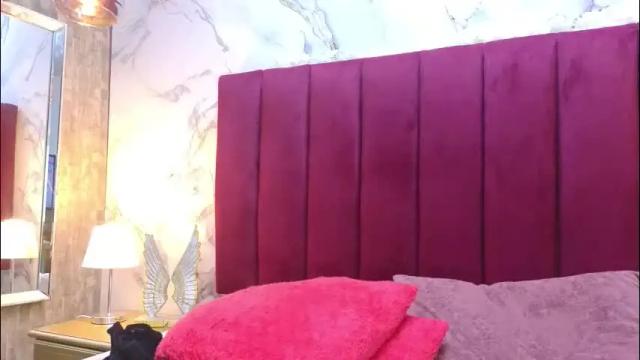 Image 8 of gabyttaylor Stream on Chaturbate on 2 days ago