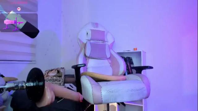 Image 2 of gabyy__miller Stream on Chaturbate on 3 months ago