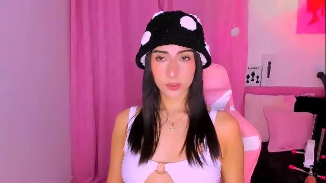 Image 7 of gabyye_capprins Stream on Chaturbate on 28 days ago