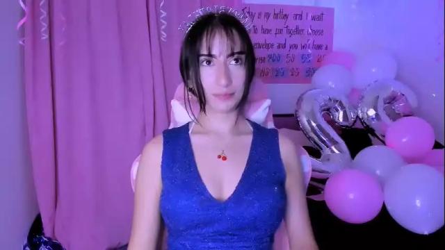 Image 11 of gabyye_capprins Stream on Chaturbate on 17 days ago