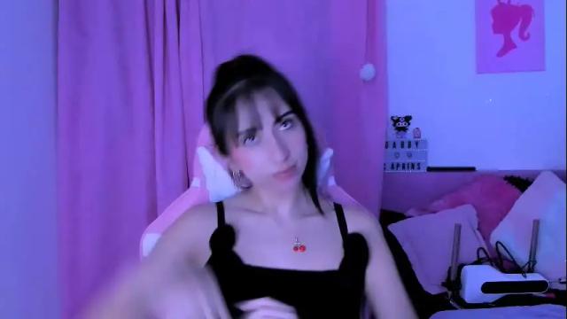 Image 2 of gabyye_capprins Stream on Chaturbate on 14 days ago
