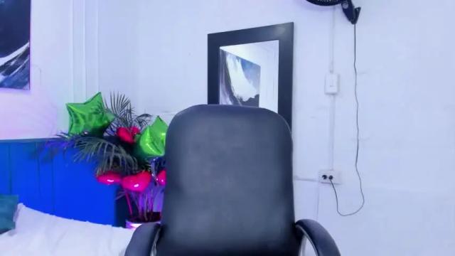 Image 2 of gahia_evanss Stream on Chaturbate on 16 months ago